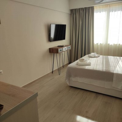 luxurious-suite-in-the-historic-center-of-athens