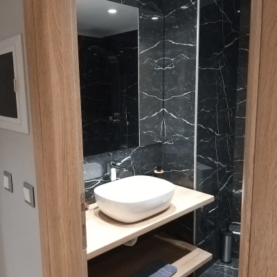 luxury-apartment-under-the-rock-of-acropolis-a2