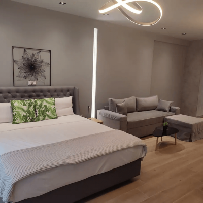 luxury-apartment-with-jacuzzi