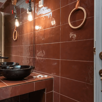 superb-industrial-style-suite-on-heart-of-athens-b