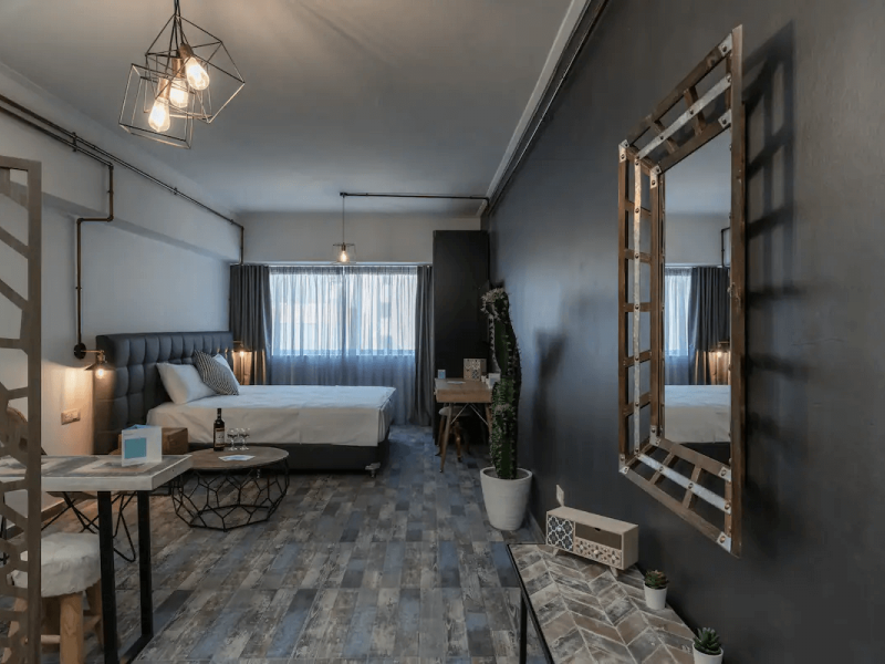 superb-industrial-style-suite-on-heart-of-athens-b